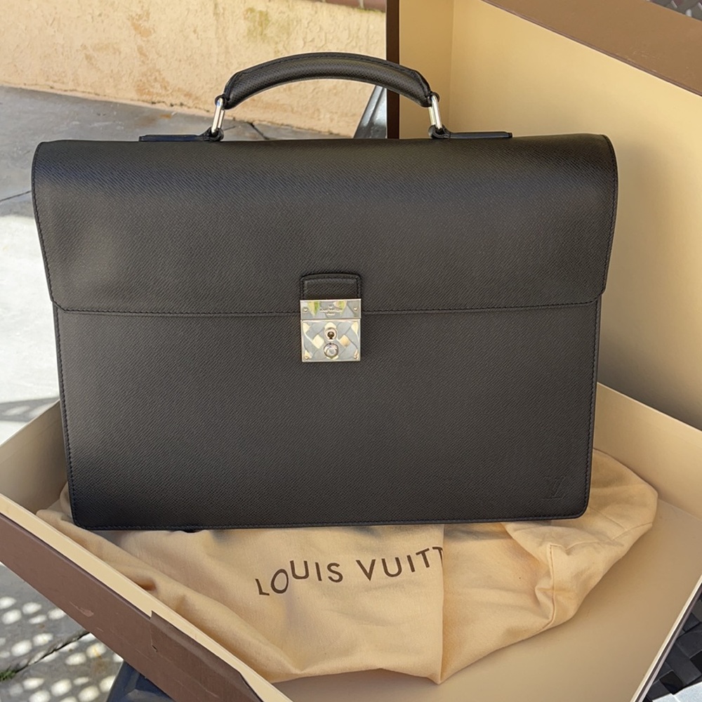 Louis Vuitton men bag